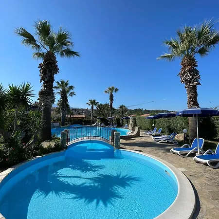 Aparthotel Soleada Club Campofelice Di Roccella